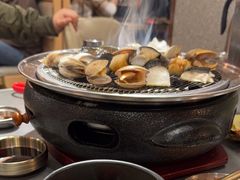 -围炉肉舍丹东海鲜烤肉·烤活鳗(步行街店)