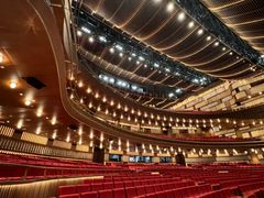 -交通银行前滩31演艺中心