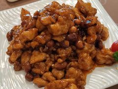 -金牌餐厅·天津菜·八珍豆腐·老爆三(瓷房子店)