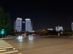 -银泰百货(舟山临城店)