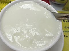 蛋白炖鲜牛奶-澳洲牛奶公司(佐敦店)