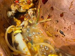 -炉小二铜锅牛蛙•川湘菜(三里屯店)
