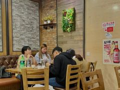 大堂-喇喇排骨火锅·传统韩式脊骨汤(望京西园总店)