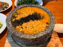 -菌自由丨野生菌火锅特色庭院餐厅(丽江古城店)