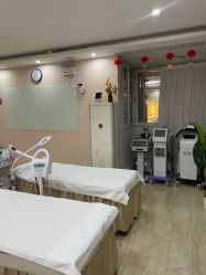 -苗方清颜专业祛痘