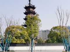 -龙华寺