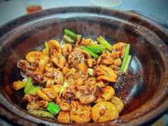 酱爆猪生肠-天宝食坊·啫啫煲大排档(西华路店)