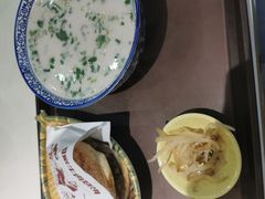 牛肉烧饼（多肉）-穆得·老周家牛肉烧饼(普利街店)