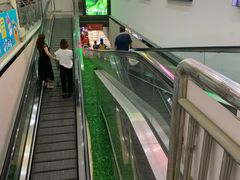 -世纪家家福生活广场(和义店)