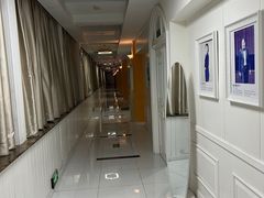 -西安小天鹅艺术团(曲江Alice店)