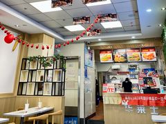 -华莱士(长虹大道中段店)