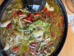 酸菜鱼米线-常鲜德乐购迎桂馒头店(麻巷公寓店)