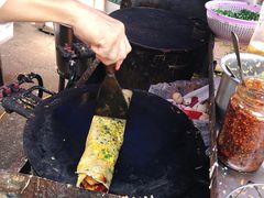 -正宗杂粮煎饼香软鸡蛋饼