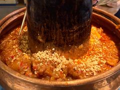 铜锅饵块油焖鸡-一坐一忘云南菜(嘉里中心店)