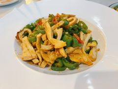 -汗腾格里·风味餐厅(新疆驻京办店)