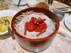 澜亭招牌脆皮乳鸽-尊蓝钱江豪华精选酒店-澜亭中餐厅