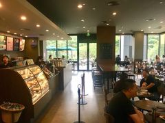-星巴克臻选(深圳龙华红山天虹店)