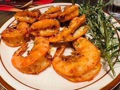 西班牙蒜香油爆虾-ZAFFERANO西班牙海鲜饭(上海首店)