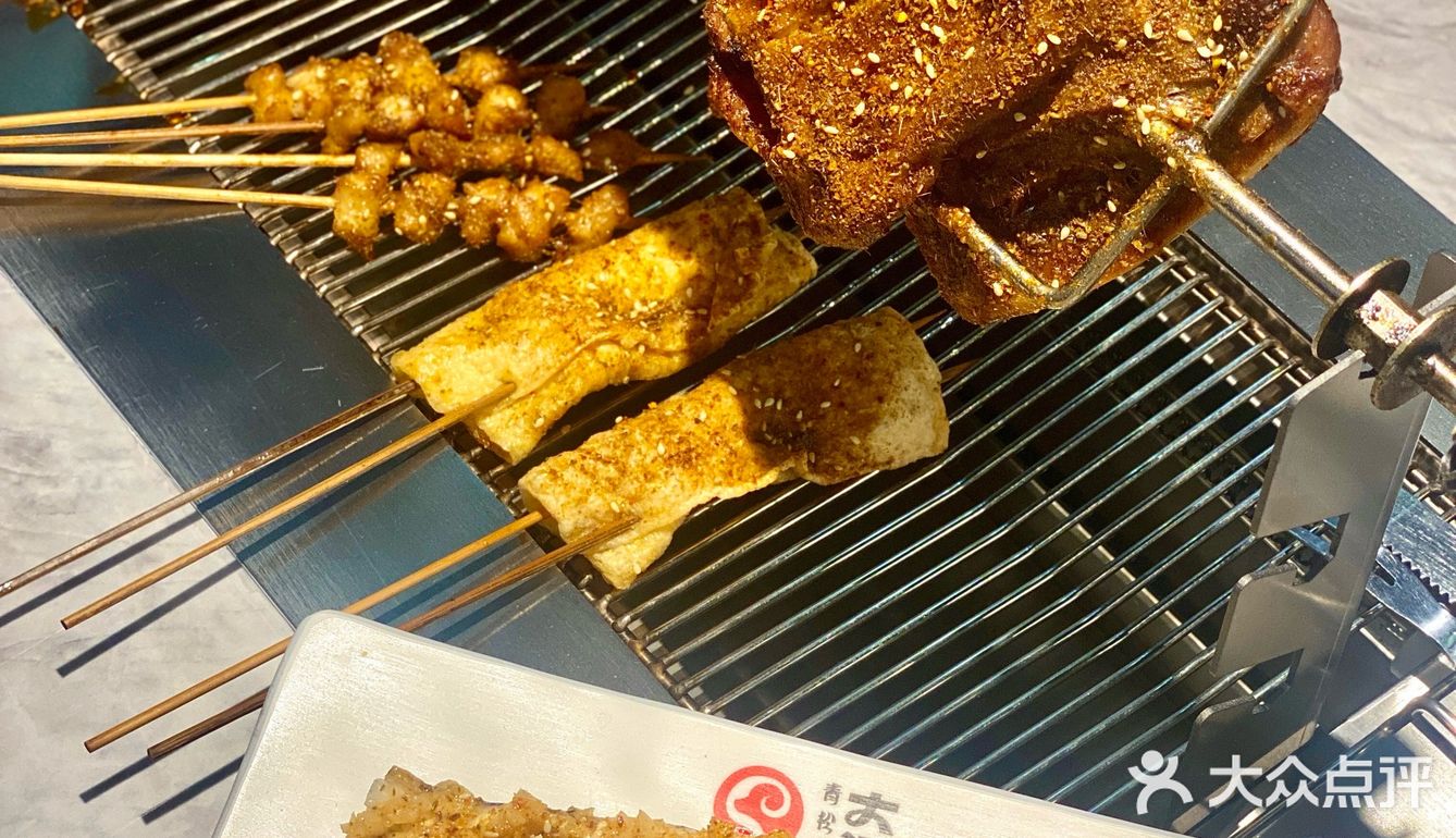 就在汇一城！烤羊腿又谁不爱呢！