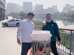 -星巴克(潍坊泰华广场店)