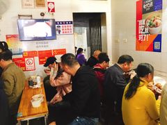 大堂-家阳赵师傅油饼包烧麦(粮道街店)