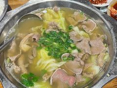 -谢老五跷脚牛肉·非遗传承店