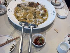 -渔语鱼酸菜鱼新川菜(来福士店)