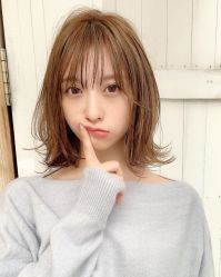 -AYO SALON