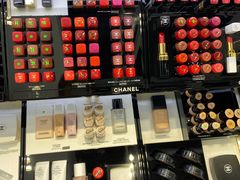 -中免(澳门机场免税店)