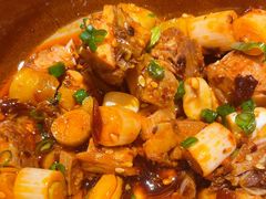 -有红鸡毛店·砂锅菜(抚琴夜市店)