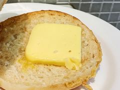菠萝油-香港新发烧腊茶餐厅(书城店)