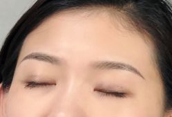 -一个差评成就的纹眉店