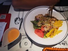 鸡肉大虾鲜蔬波奇碗-西堤牛排(龙德广场店)