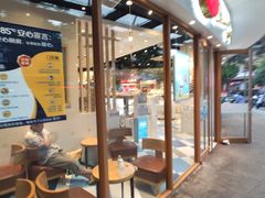 -百联临沂购物中心(临沂路店)