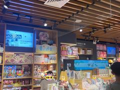 -九木杂物社(新奥购物中心店)