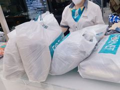 -福奈特洗衣·洗鞋·奢侈品护理(百联中环店)