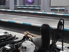 -e赛道卡丁车