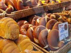 -红星前进面包牛奶公司(君太店)