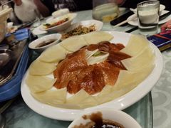 京式片皮鸭-艳阳天酒店(五里新村店)