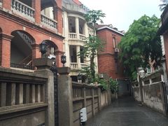 -杨桃院子咖啡吧(中华红墨店)
