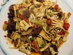 -阆辣荟餐饮(老味道8年·古城店)