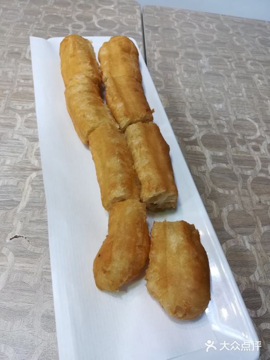 荔银肠粉(广州天河华利路店)油条图片