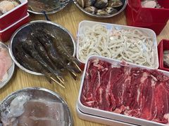 -杨老板·海鲜集市火锅·鲜切牛肉(中防万宝店)