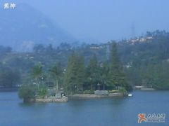 -江门古兜温泉小镇
