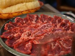 手切本地特级靚牛肉-金海阁海鲜火锅