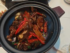 -阿瓦山寨·湘菜现炒·剁椒鱼头王(咸阳总店)