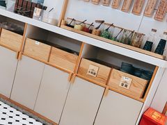 面包甜点陈列柜-小满手工粉(杭州滨江龙湖店)