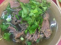 -谢老五跷脚牛肉·非遗传承店