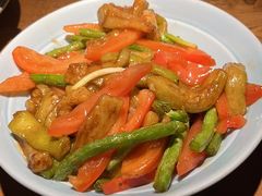 -蜜桃餐厅·伴山(湖滨商业街店)