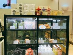 面包甜点陈列柜-喜茶(南昌王府井店)